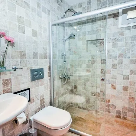 Sleeps 6 Pool Air Con Wifi T802306 Villa *