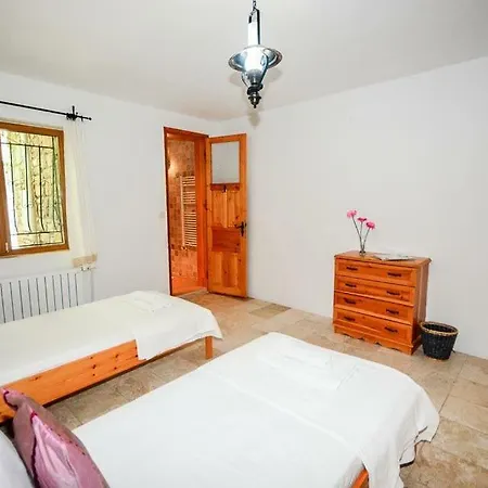 Sleeps 6 Pool Air Con Wifi T802306 *