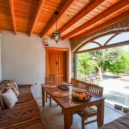 Sleeps 6 Pool Air Con Wifi T802306 بيتيس
