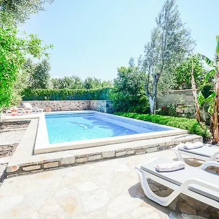 فيلة Sleeps 6 Pool Air Con Wifi T802306 بيتيس